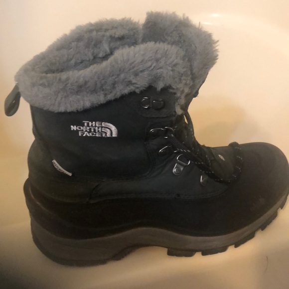 Women’s north face primaloft waterproof boots - Picture 8 of 10